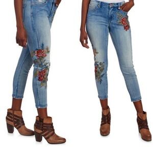 Nine West | Gramercy Skinny Ankle Floral Embroidered Jeans